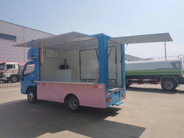 Ծ����˫���ۻ������᳤3.4�ף�