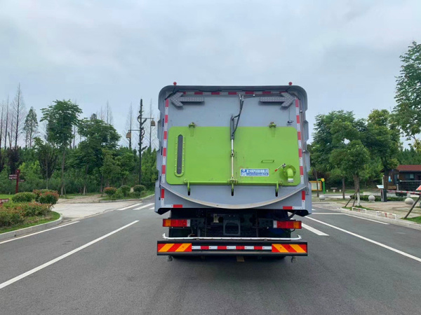 ����������˫��ϴɨ��22��