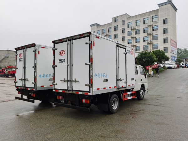 ��������˫����س����᳤3.2�ף�