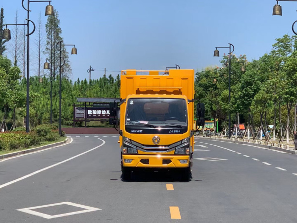 ����С��������ˮ�����������ƣ�