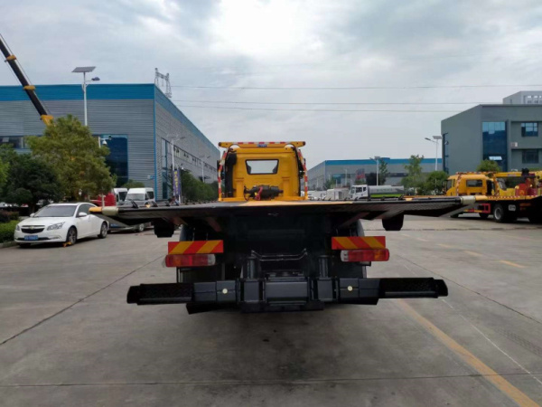 ��ź�˫��һ�϶����ϳ�