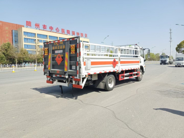 �����������ƿ���䳵���᳤5.2�ף�