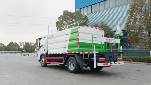 ����С�������ֳ���7�������ƣ�